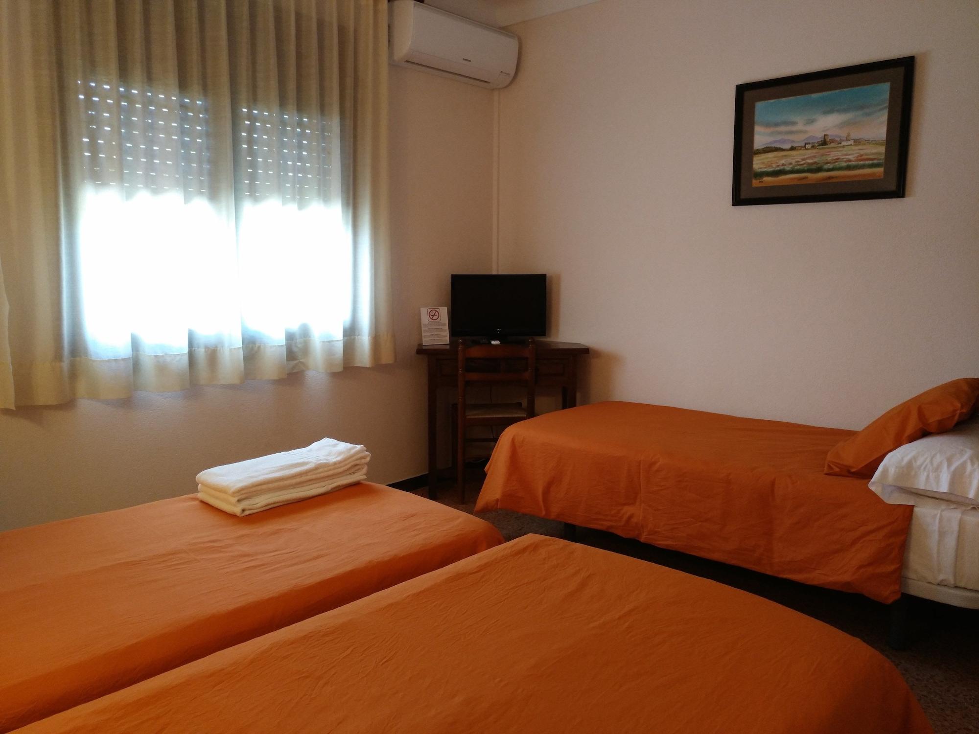 Hostal L'Esplai Viladamat Dış mekan fotoğraf