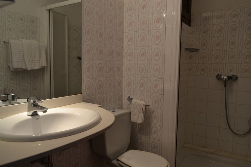 Hostal L'Esplai Viladamat Dış mekan fotoğraf