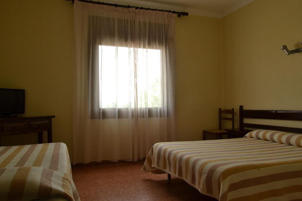 Hostal L'Esplai Viladamat Dış mekan fotoğraf