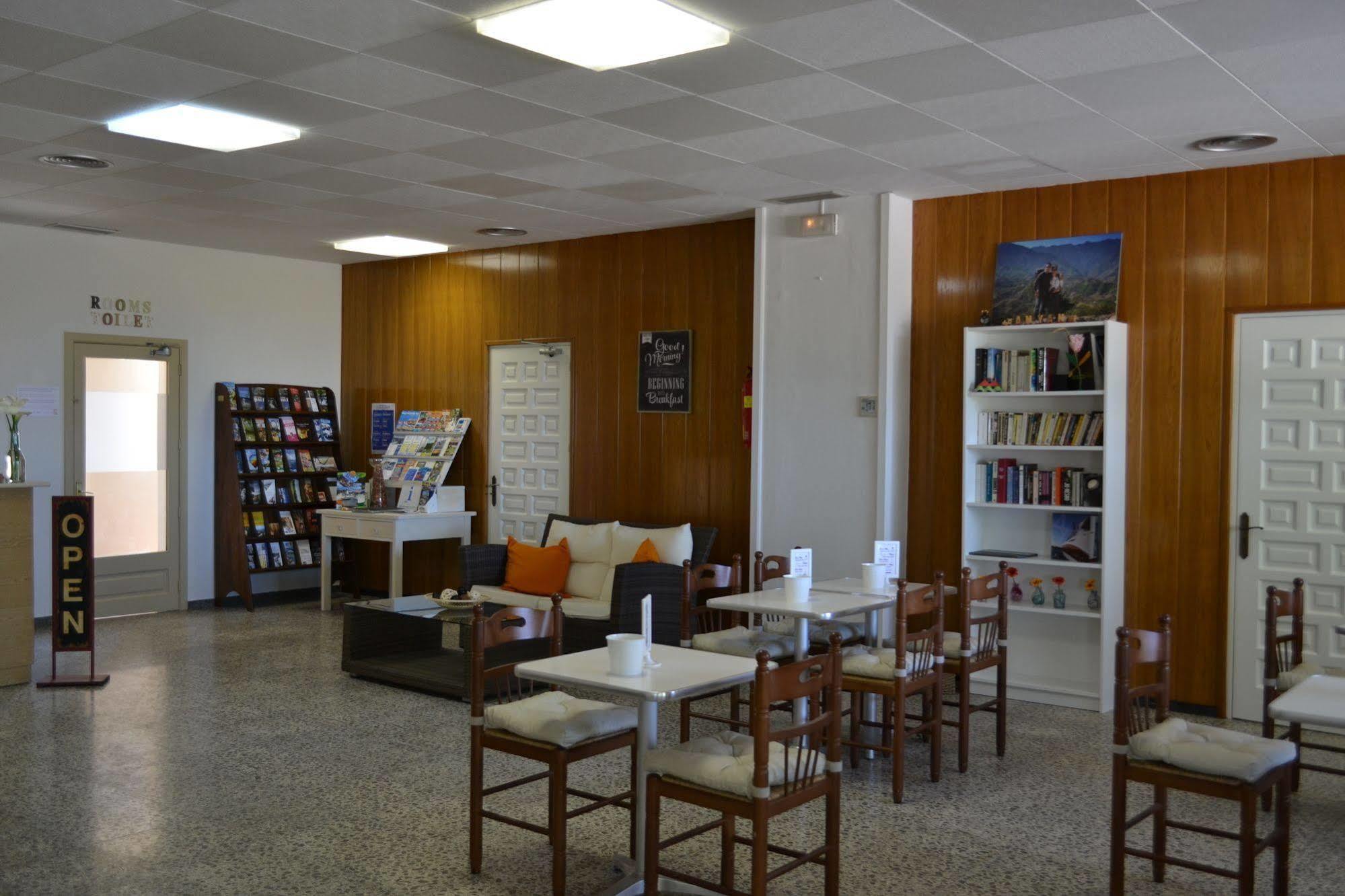 Hostal L'Esplai Viladamat Dış mekan fotoğraf